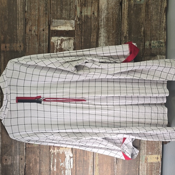 Ali Miles White and Red Checkered Oversized Long Sleeve Shirt, Plus Size 2X - Picture 2 of 4